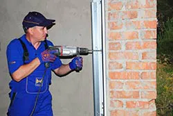 Trust Garage Door Dallas, TX 469-573-0031 - installation-side